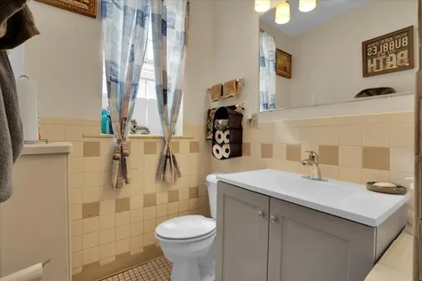 734 North Long Avenue Chicago IL 60644