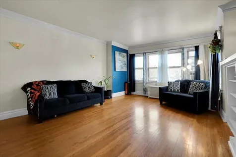 734 North Long Avenue Chicago IL 60644