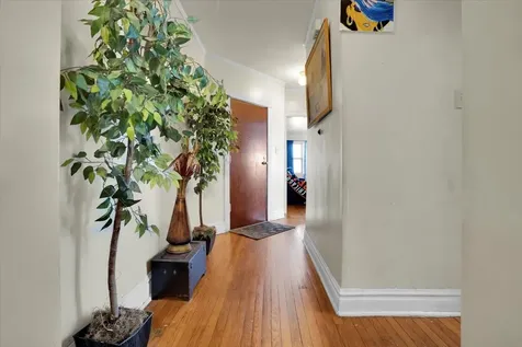 734 North Long Avenue Chicago IL 60644