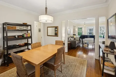 542 West Brompton Avenue Chicago IL 60657