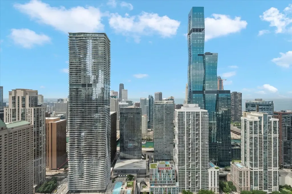 340 East Randolph Street Chicago IL 60601