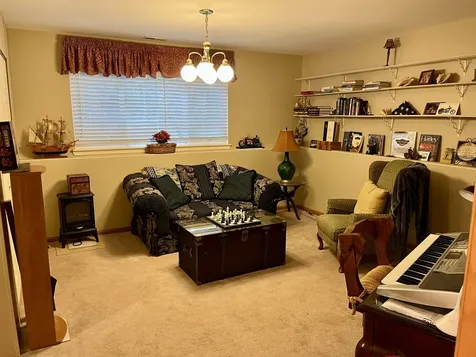 48 New Haven Drive Cary IL 60013