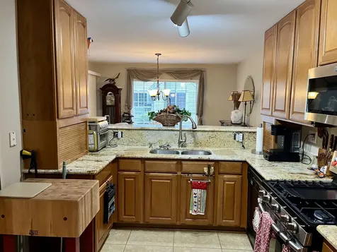 48 New Haven Drive Cary IL 60013