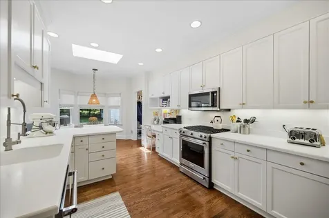 420 Brier Street Kenilworth IL 60043