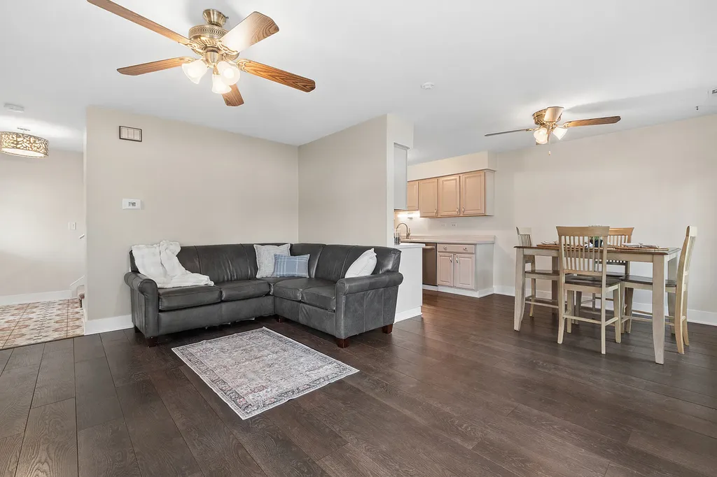 7605 Bristol Court Woodridge IL 60517