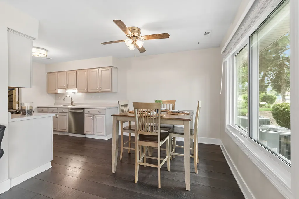 7605 Bristol Court Woodridge IL 60517