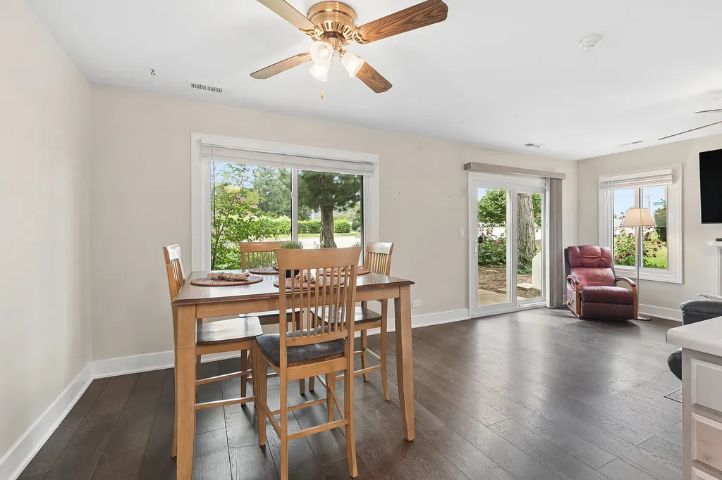 7605 Bristol Court Woodridge IL 60517