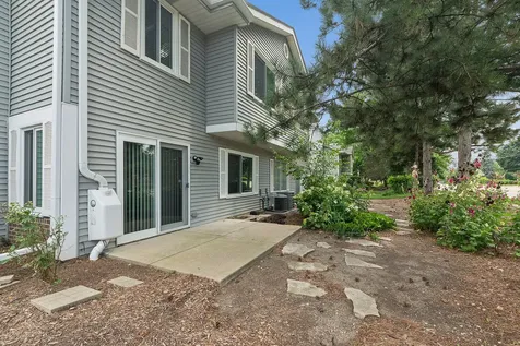 7605 Bristol Court Woodridge IL 60517