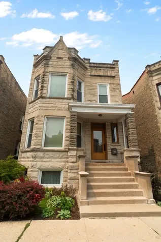 2630 North Sacramento Avenue Chicago IL 60647
