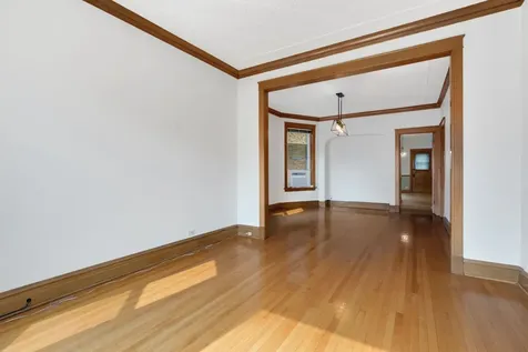 2630 North Sacramento Avenue Chicago IL 60647