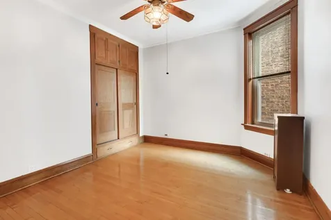 2630 North Sacramento Avenue Chicago IL 60647
