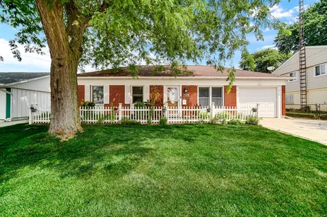 724 Union Avenue Romeoville IL 60446