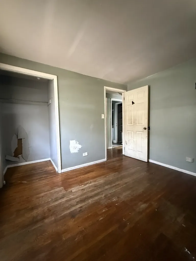 11723 South Racine Avenue Chicago IL 60643