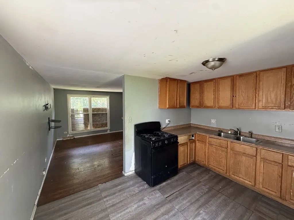 11723 South Racine Avenue Chicago IL 60643