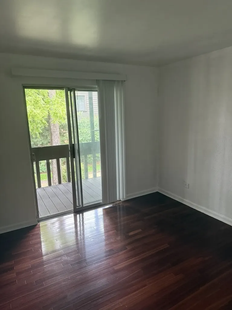 6142 Knoll Wick Road Willowbrook IL 60527
