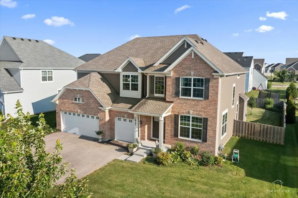 3617 Emerald Road Elgin IL 60124