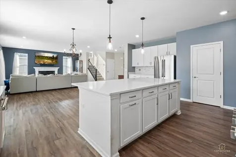 3617 Emerald Road Elgin IL 60124