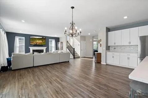 3617 Emerald Road Elgin IL 60124