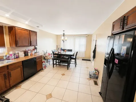 391 Madison Calumet City IL 60409