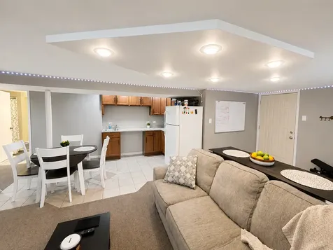 391 Madison Calumet City IL 60409