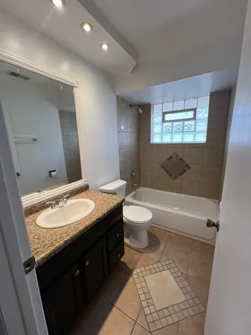 391 Madison Calumet City IL 60409