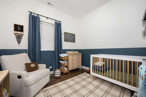 2104 West Belmont Avenue Chicago IL 60618