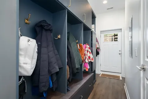2104 West Belmont Avenue Chicago IL 60618
