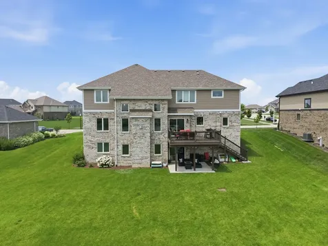 8279 Katie Lane Frankfort IL 60423