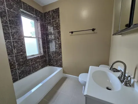 834 North Christiana Avenue Chicago IL 60651