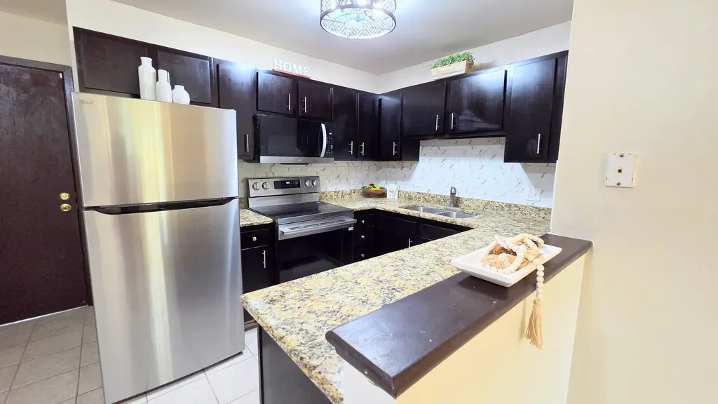 160 Dunteman Drive Glendale Heights IL 60139
