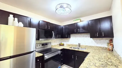 160 Dunteman Drive Glendale Heights IL 60139