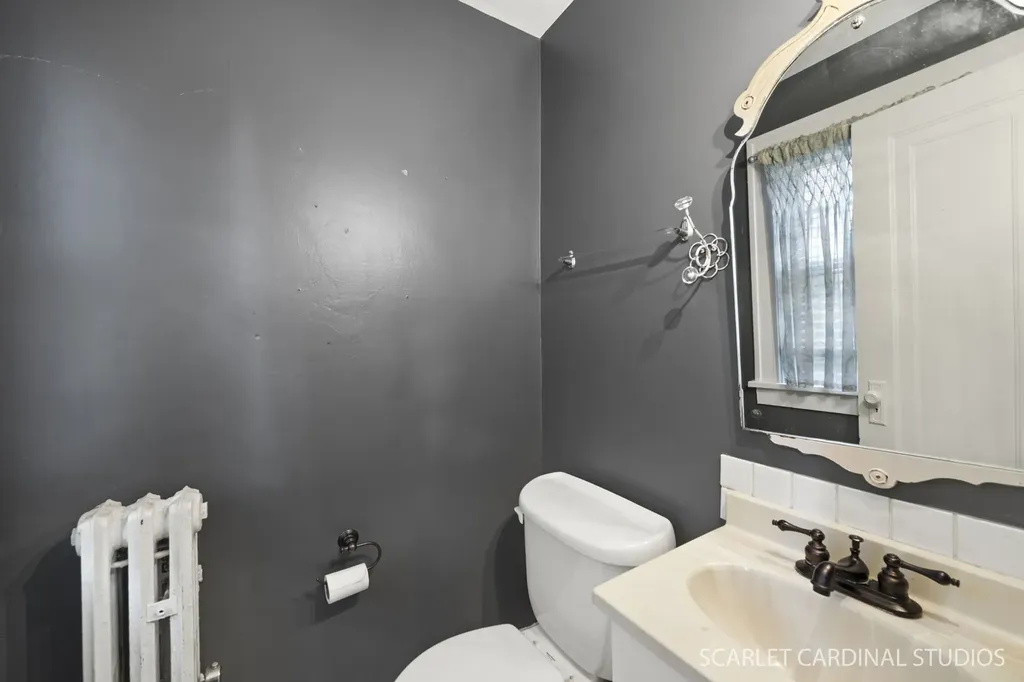 821 Howard Street Wheaton IL 60187