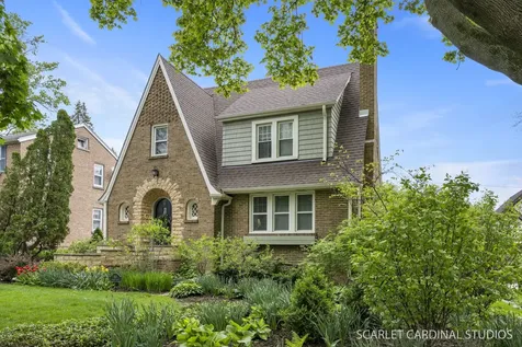 821 Howard Street Wheaton IL 60187