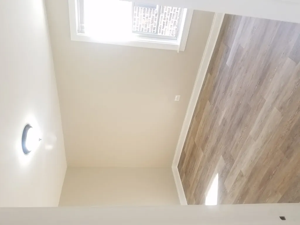 331 West 76th Street Chicago IL 60620