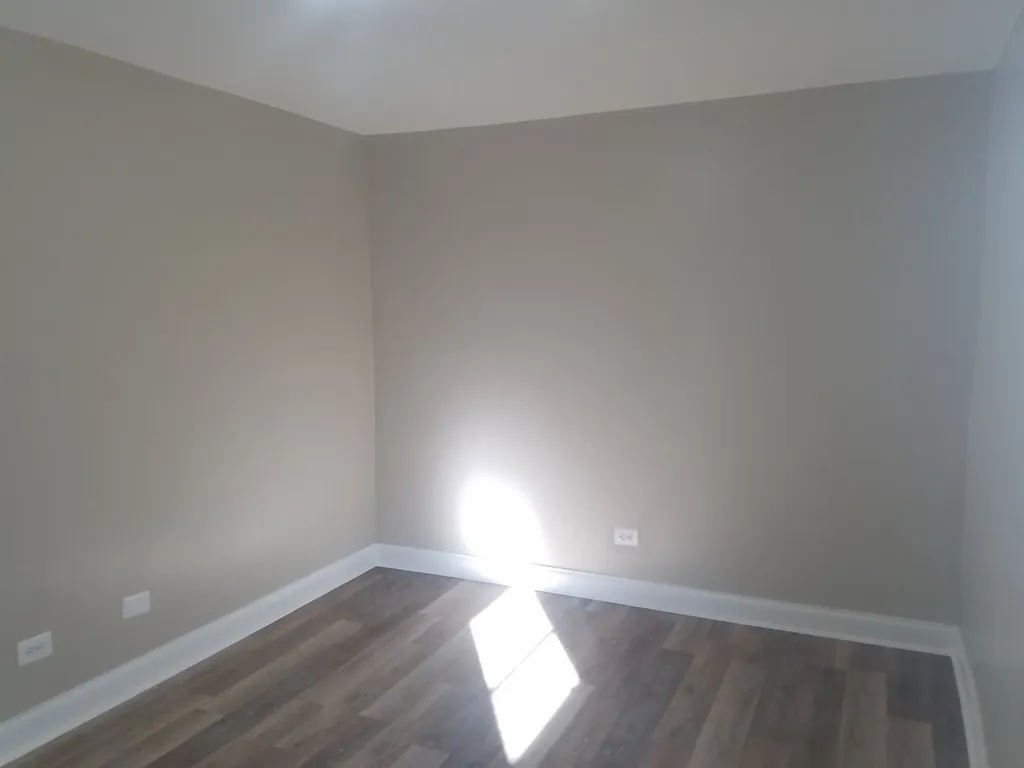 331 West 76th Street Chicago IL 60620