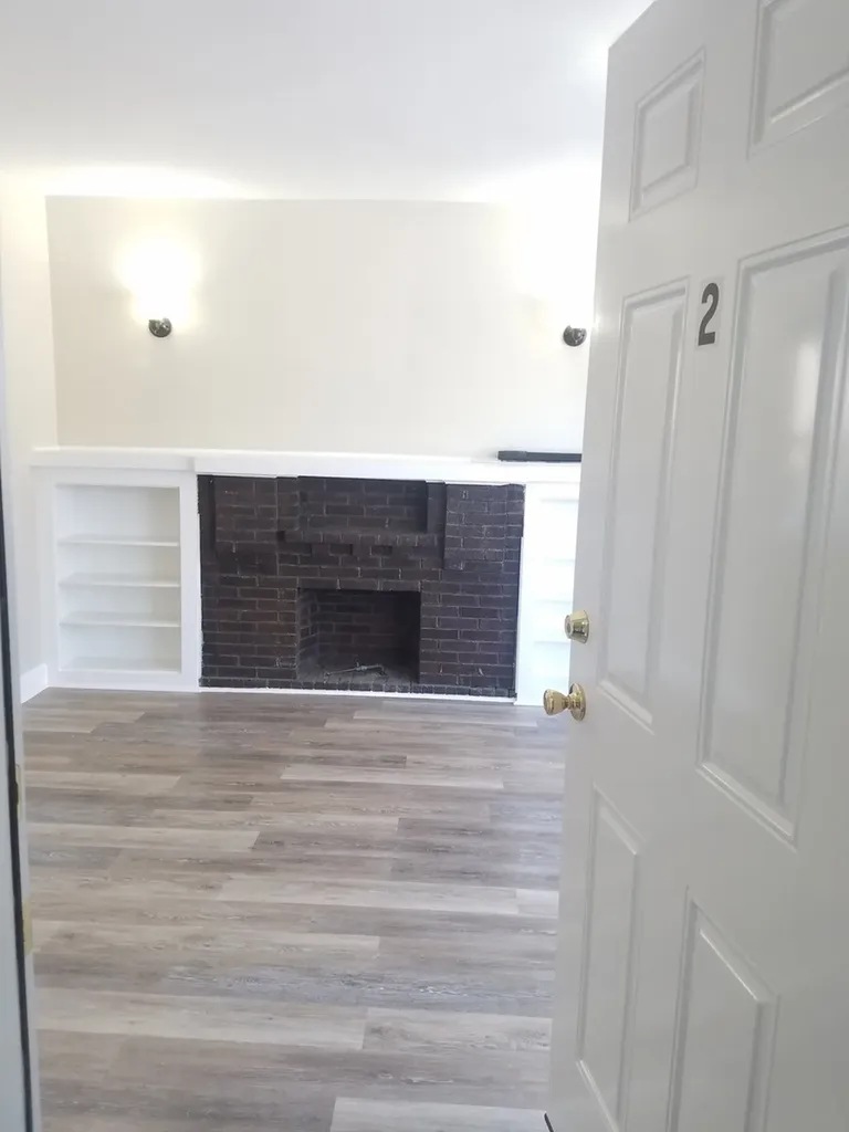 331 West 76th Street Chicago IL 60620