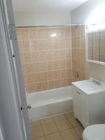 331 West 76th Street Chicago IL 60620