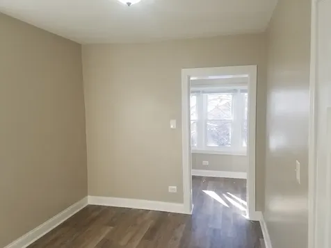 331 West 76th Street Chicago IL 60620