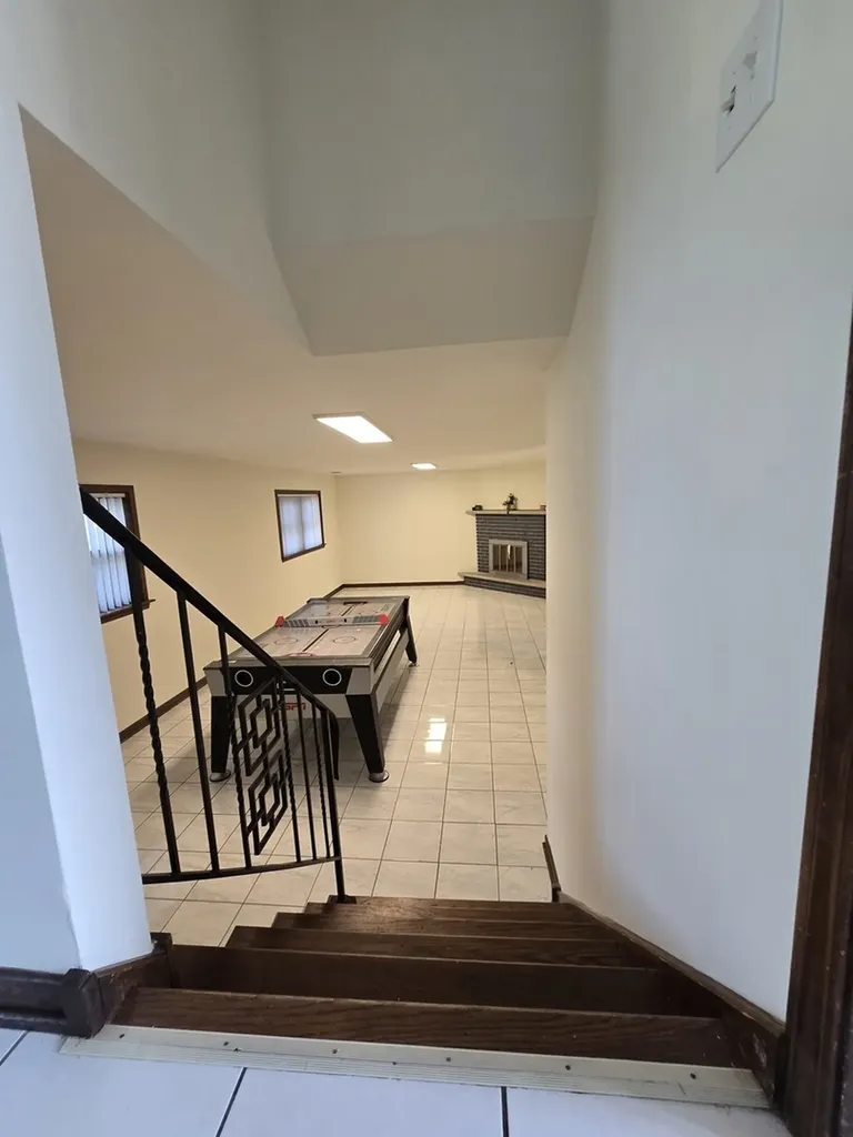 7014 Wilcox Avenue Darien IL 60561
