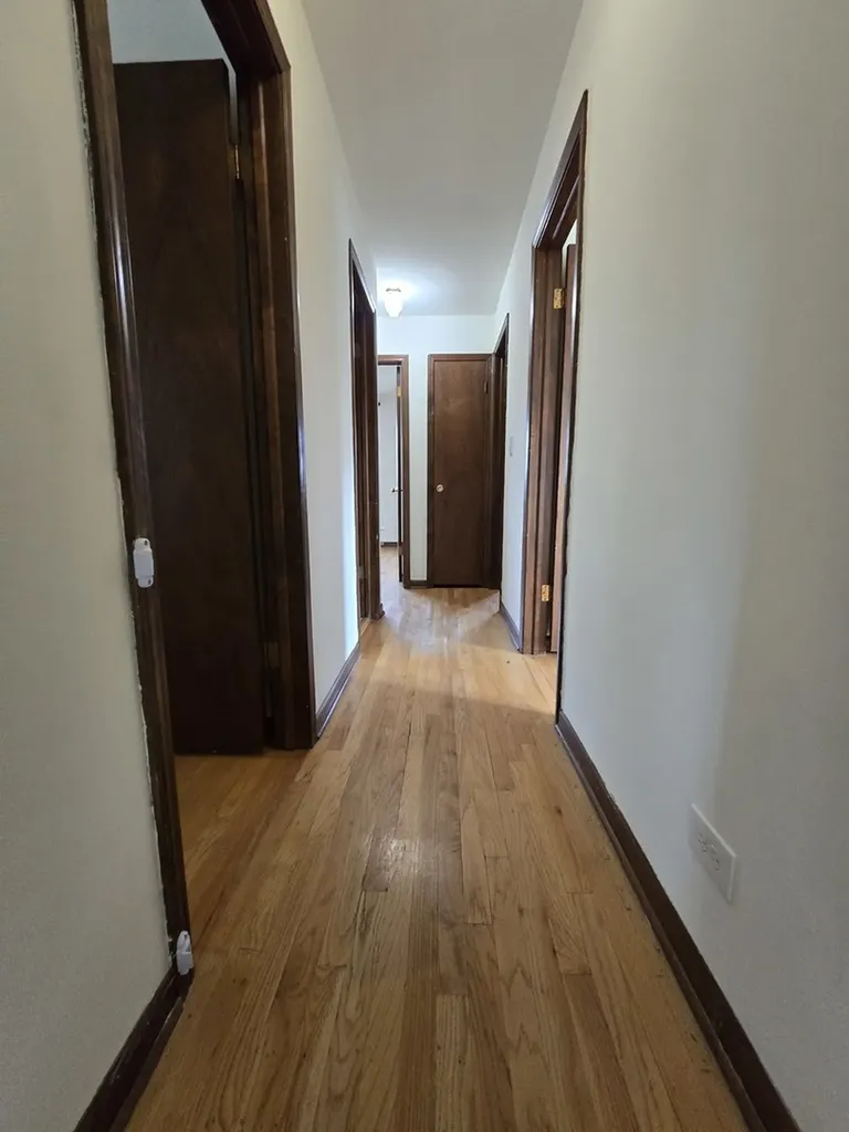 7014 Wilcox Avenue Darien IL 60561