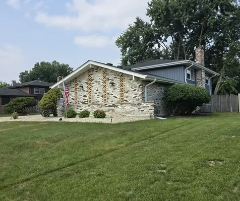 7014 Wilcox Avenue Darien IL 60561