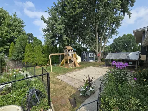 7014 Wilcox Avenue Darien IL 60561