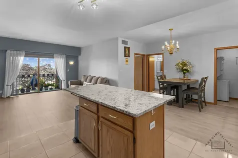 7410 West Lawrence Avenue Harwood Heights IL 60706