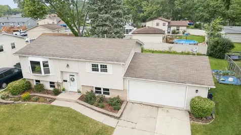 5700 Victoria Drive Oak Forest IL 60452