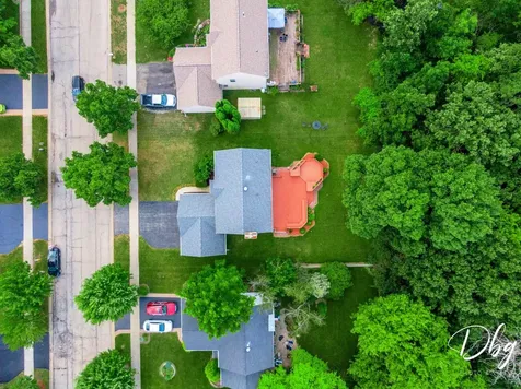 566 West Wildspring Road Round Lake IL 60073