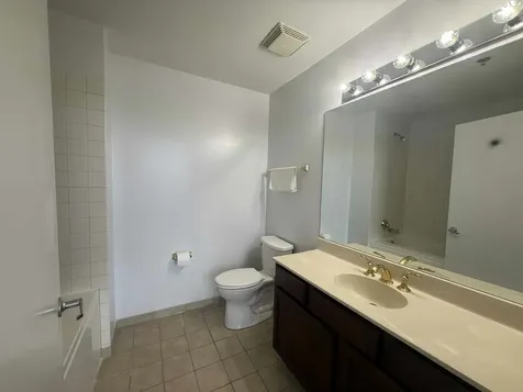 6000 North Cicero Avenue Chicago IL 60646