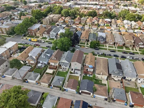 5337 West Barry Avenue Chicago IL 60641