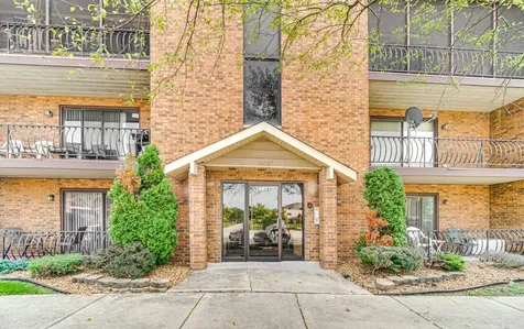 16807 81ST Avenue Tinley Park IL 60477
