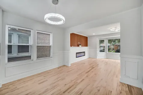 9722 South Ellis Avenue Chicago IL 60628