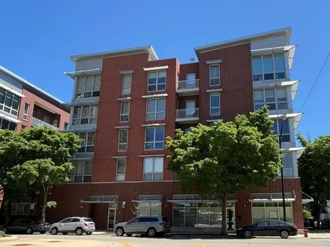 2035 South Indiana Avenue Chicago IL 60616